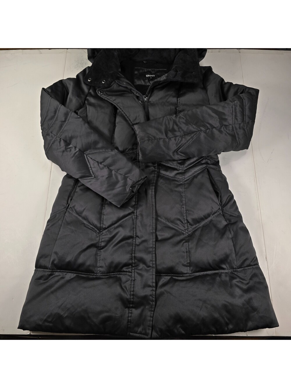 DKNY Chevron Walker Long Down Hooded Puffer Coat Zip Black Women’s Size S